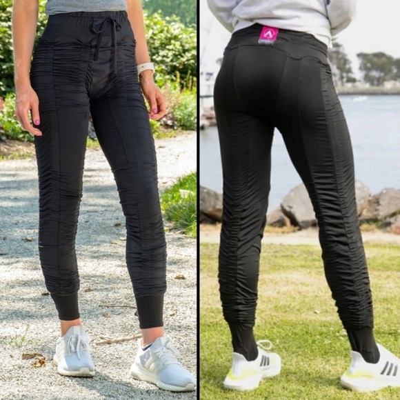 Agogie Resistance Band Workout Leggings +40 - Black Size M - Picture 1 of 11